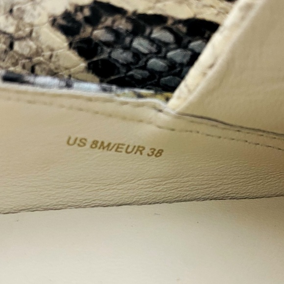 Vince Saxon Embossed Snakeskin Slip On Sneakers Size 8 - Picture 7 of 7